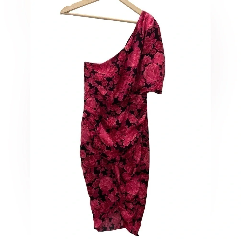 EUC Talulah Floral One Shoulder Roses Midi Dress Size Medium